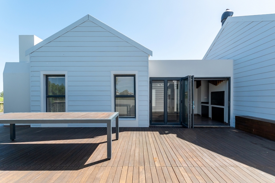 To Let 4 Bedroom Property for Rent in Langebaan Country Estate Western Cape